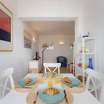 Solemar - Ocean View 1 Bedroom For 4 In Daire *
