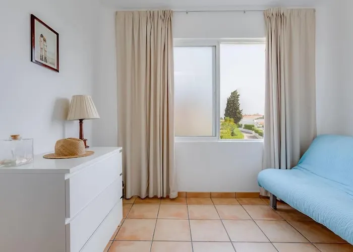 Solemar - Ocean View 1 Bedroom For 4 In