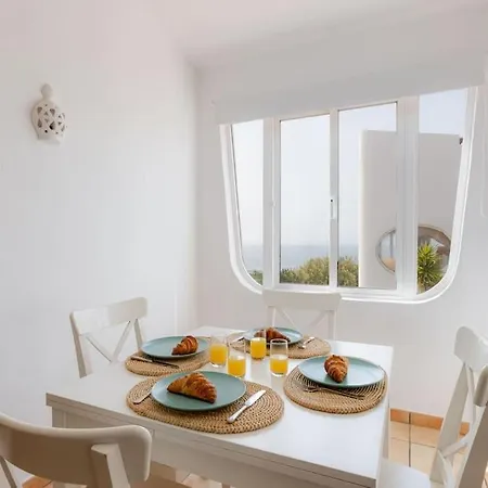 Solemar - Ocean View 1 Bedroom For 4 In Carvoeiro Apartment